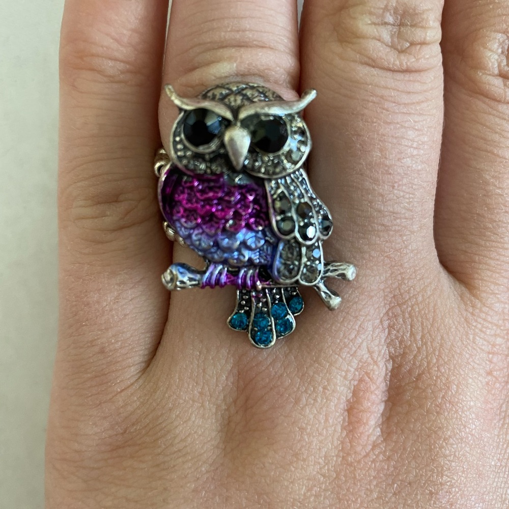 Ring - Picture 4 of 4